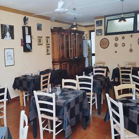 Locanda Dal Genovese La Maddalena  Exterior foto